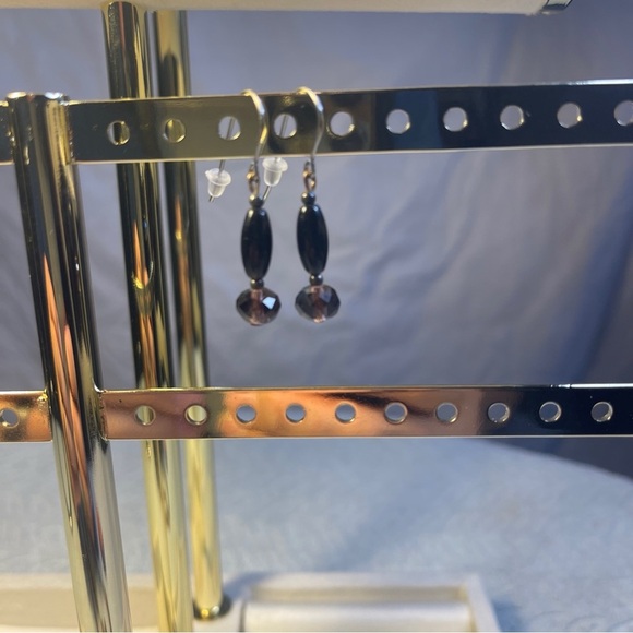 Elegant Black and Brown Dangle Earrings - Picture 5 of 5